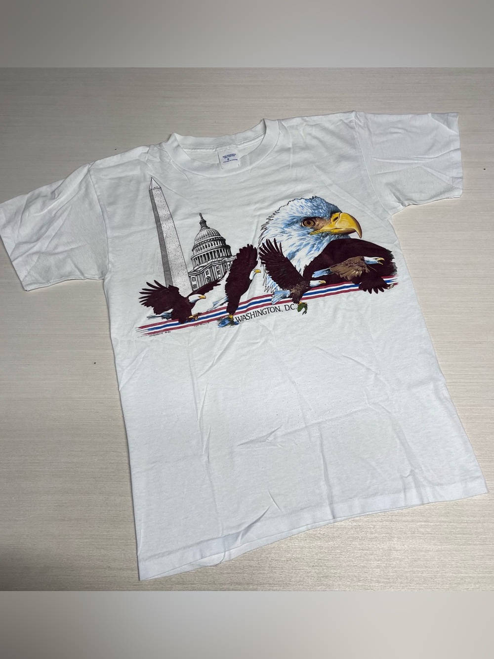 Vintage 1986 Washington D.C Harlequin Eagle Graphic Tee Single Stitch med
